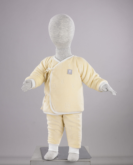 卓?jī)呵锒禊Z絨和衣套裝