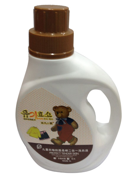 非凡小熊兒童衣物抗菌柔順二合一洗衣液