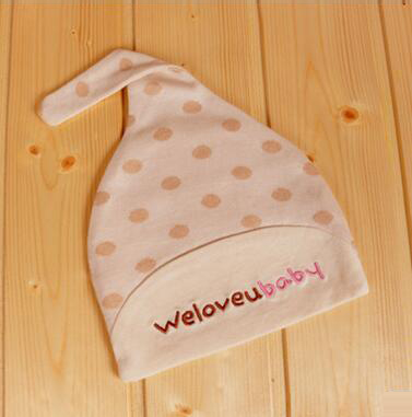 復(fù)件 有機(jī)棉彩棉繡花無刺感純棉新生yinge打結(jié)帽春秋款雙層寶寶胎帽