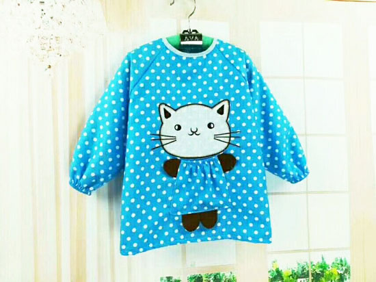 淘貝貓寶寶防水罩衣-藍(lán)色.jpg 淘貝貓寶寶防水罩衣-藍(lán)色.jpg