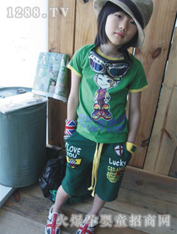 �옷���ϵ�ж���Gɫ���b1