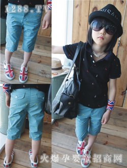 �옷���ϵ�к�ɫ���b