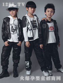 JOJO��Ů�b���e���b