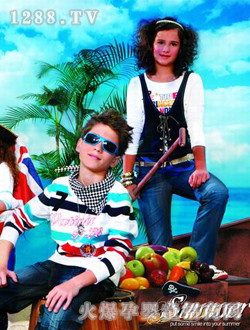 �̺�ɫ���e�b