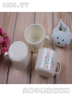 貝恩寶兒童水杯