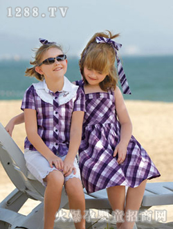 Сľ�R��ɫŮͯ���b