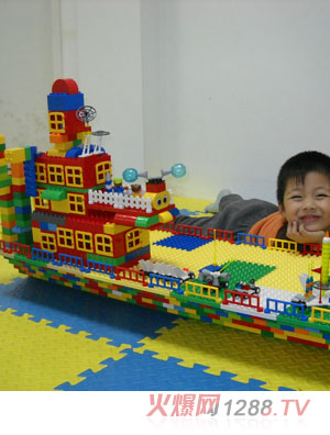 樂(lè)高輪船積木玩具