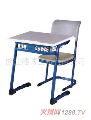 伯課嬰幼兒學(xué)習(xí)桌粉淺色