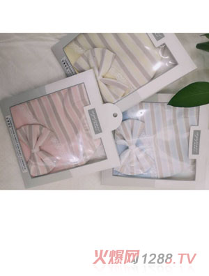 澤玉佳兒?jiǎn)螌悠唇犹ッ焙醒b